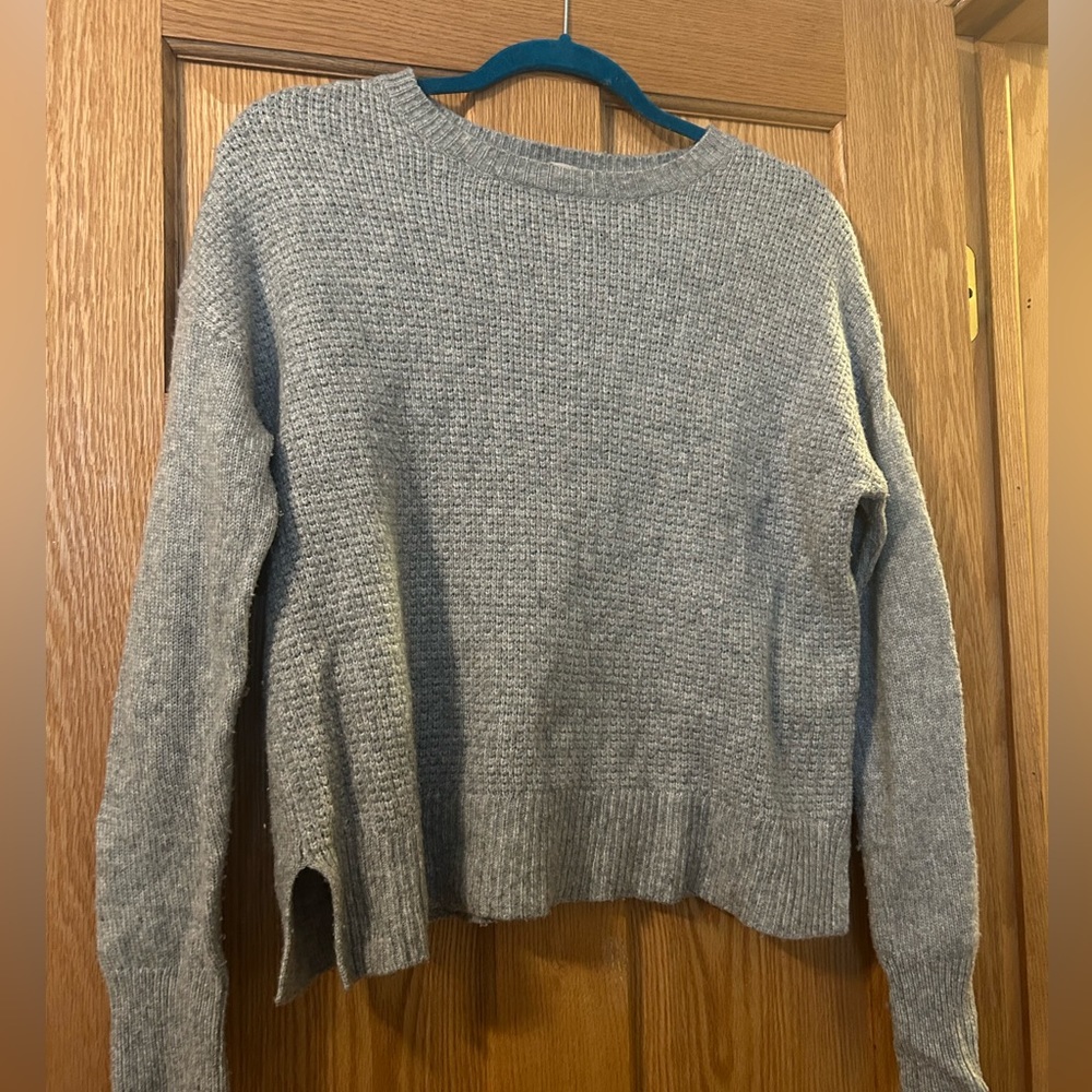 GAP sweater